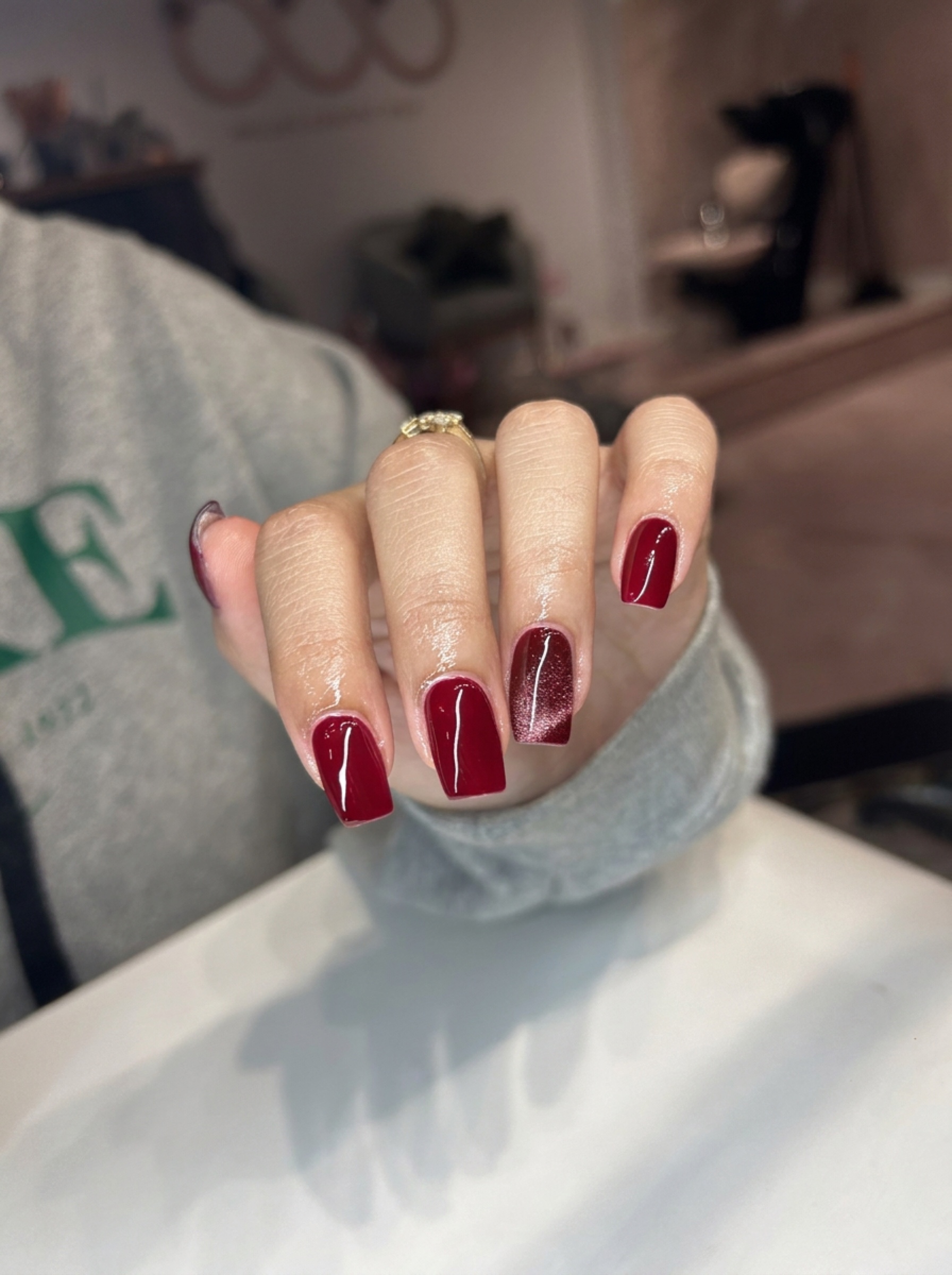 Belles Beauty Bar in Mile End London